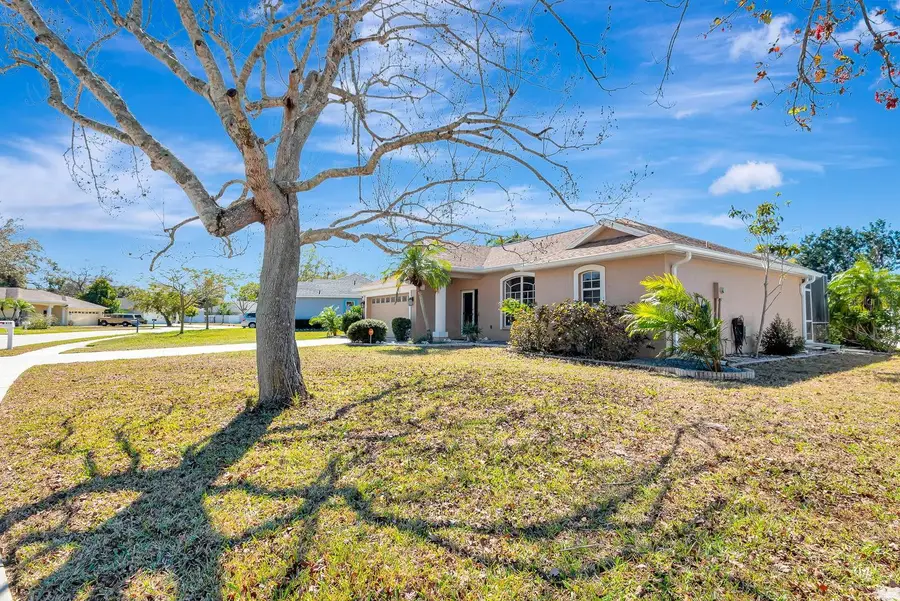 810 Mcarthur Avenue, Sarasota, FL 34243 - #3