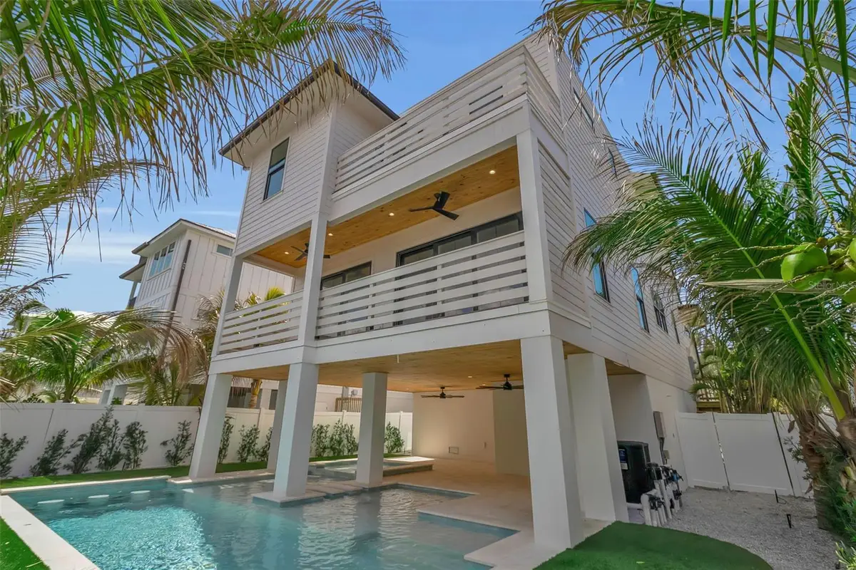 2215 Avenue C, Bradenton Beach, FL 34217 - #1