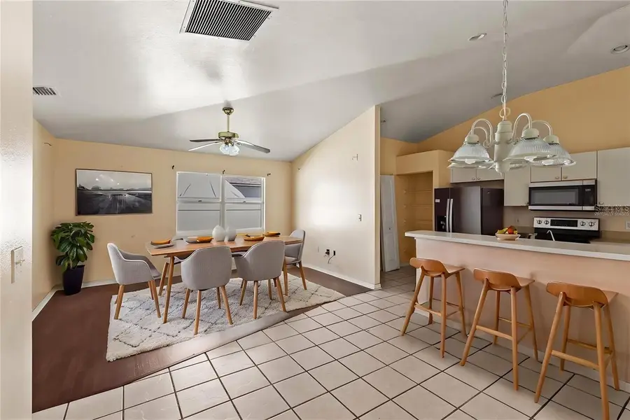 6524 67th Court E., Bradenton, FL 34203 - #2