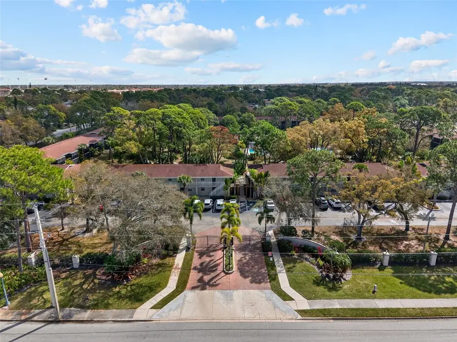 930 La Costa Circle #2, Sarasota, FL 34237 - #2