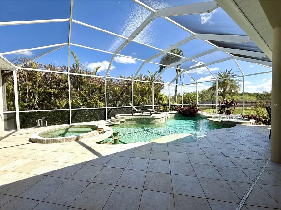 709 Country Meadows Way, Bradenton, FL 34212 - #2