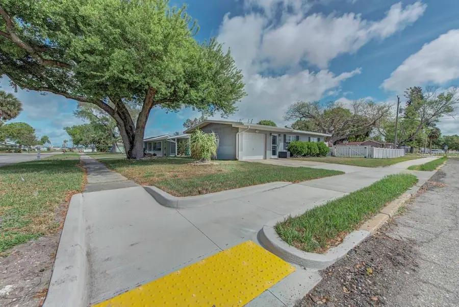 1202 26th Avenue W, Palmetto, FL 34221 - #2