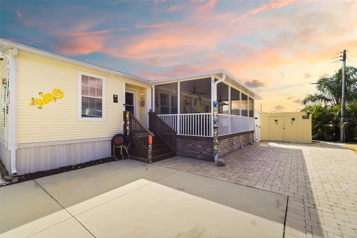 812 50th Avenue Terrace W, Bradenton, FL 34207 - #1