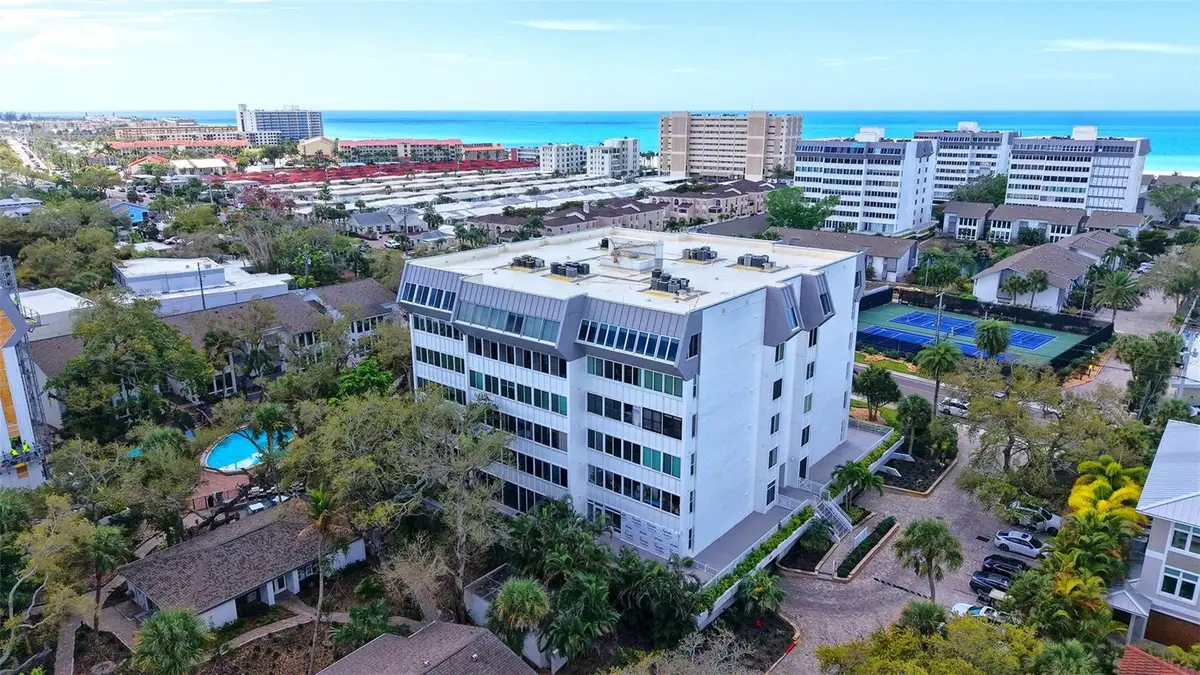 1200 East Peppertree Lane #302, Sarasota, FL 34242 - #1