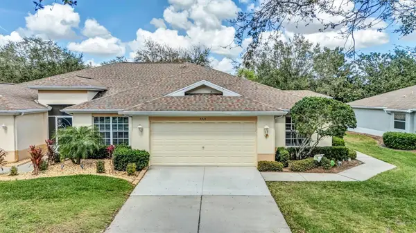 2215 Worthington Greens Drive #20, SUN CITY CENTER, FL 33573