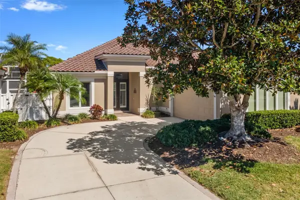 8755 52nd Ave E, LAKEWOOD RANCH, FL 34211