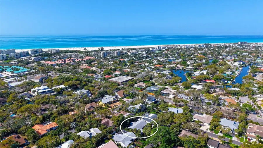 5345 Siesta Court, Sarasota, FL 34242 - #3