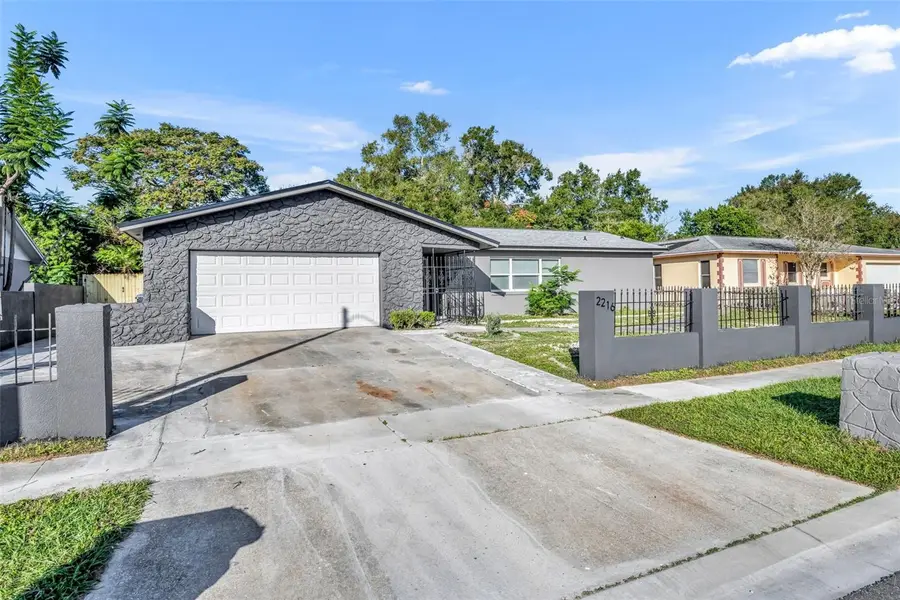 2216 Cherbourg Court, Orlando, FL 32808 - #2