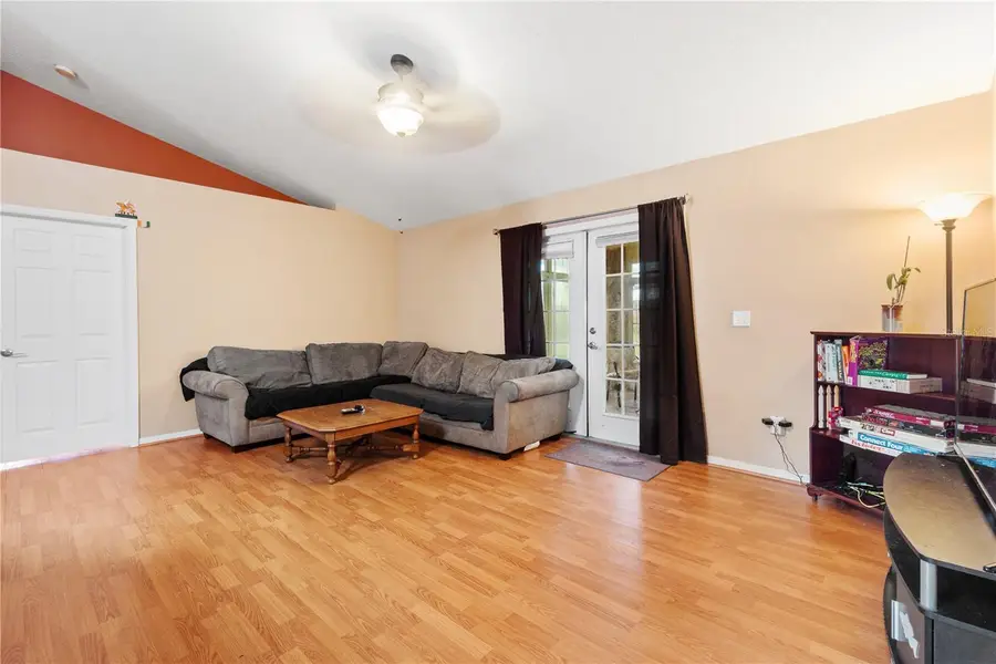 646 Park Valley Circle, Minneola, FL 34715 - #3