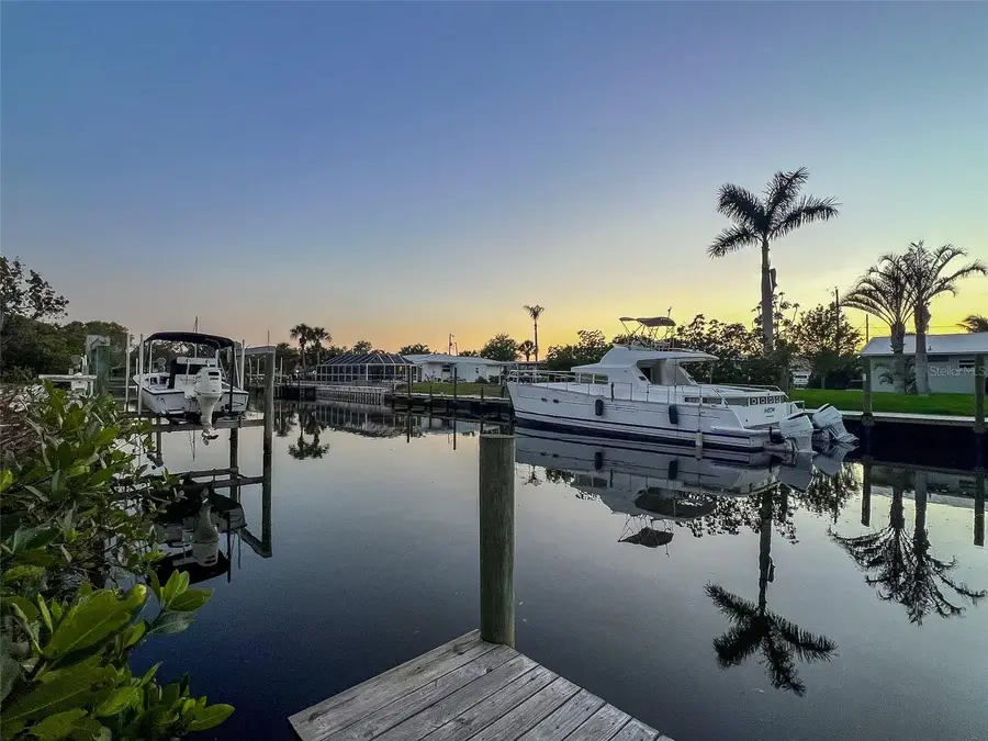 907 22nd Avenue W, Palmetto, FL 34221 - #2