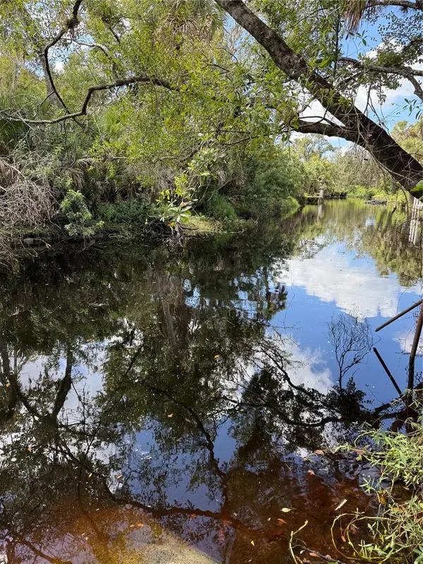 673 S Moon Drive, VENICE, FL 34292