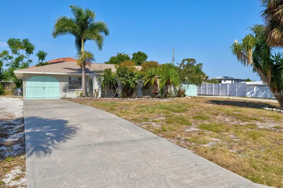 2214 Michele Drive, Sarasota, FL 34231 - #2