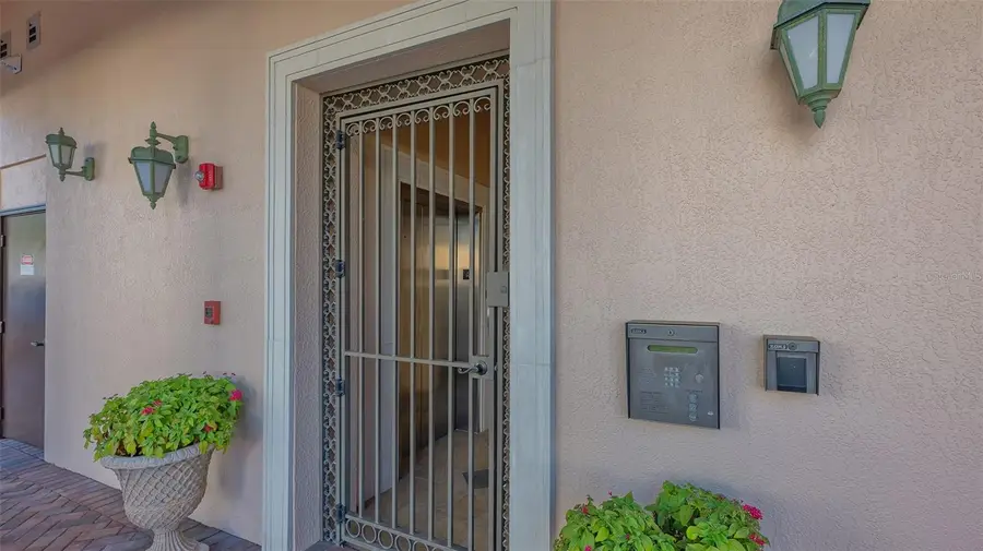 445 N Orange Avenue #306, Sarasota, FL 34236 - #3