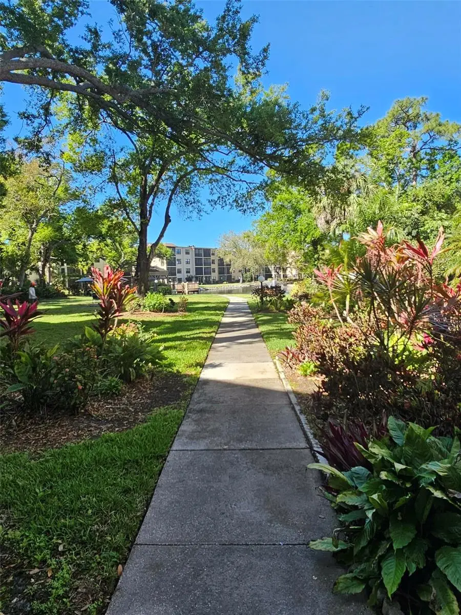 315 30th Avenue W #B307, Bradenton, FL 34205 - #2