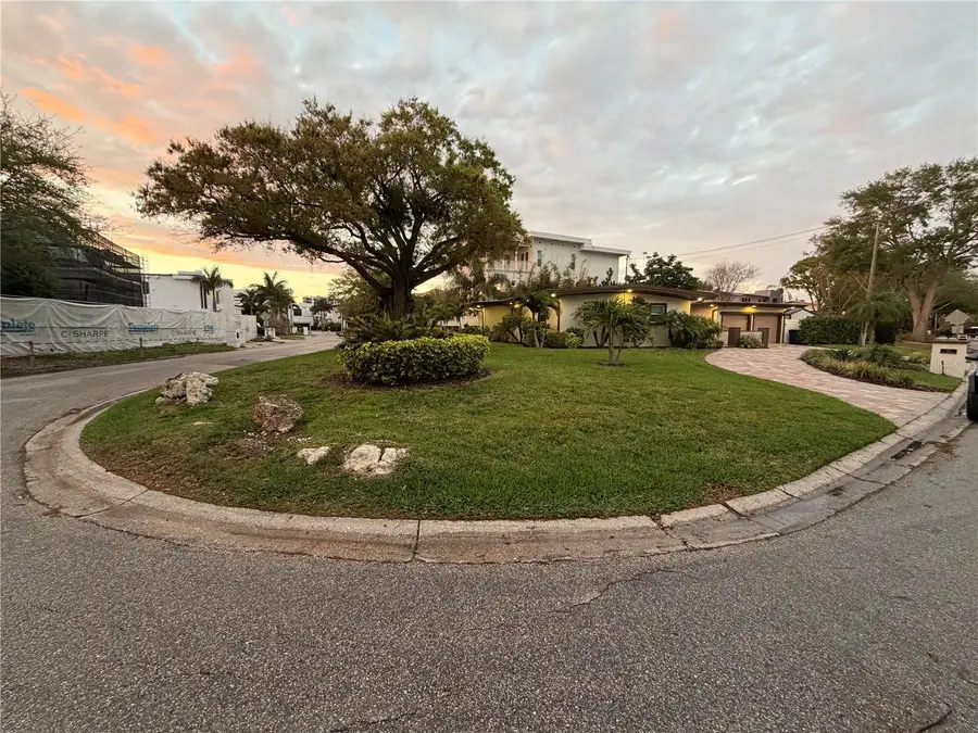 25 Sandpiper Road, Tampa, FL 33609 - #3