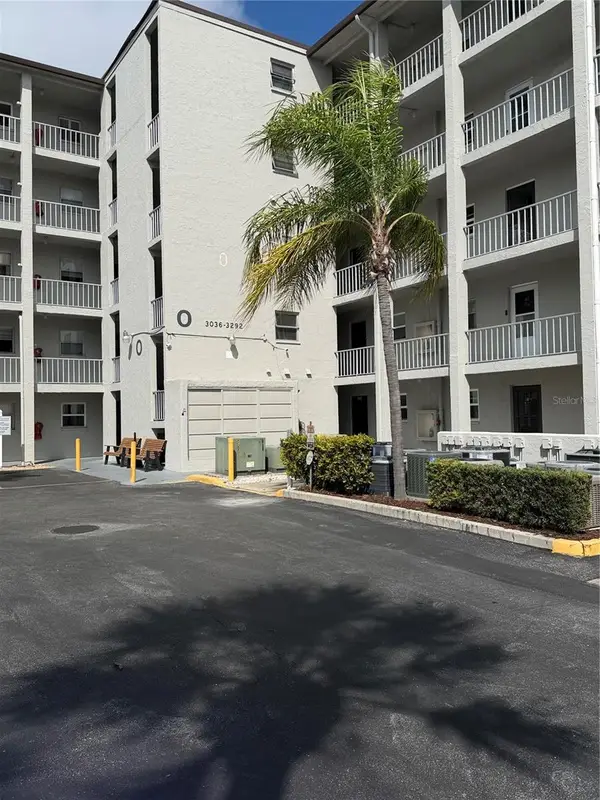 3176 Lake Bayshore Drive #319, BRADENTON, FL 34205