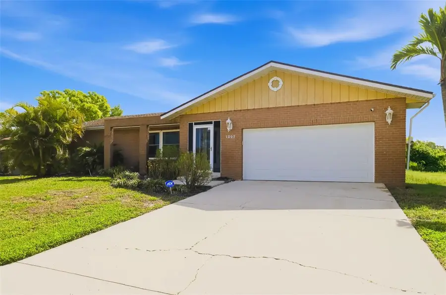 1207 78th Street Nw, Bradenton, FL 34209 - #2