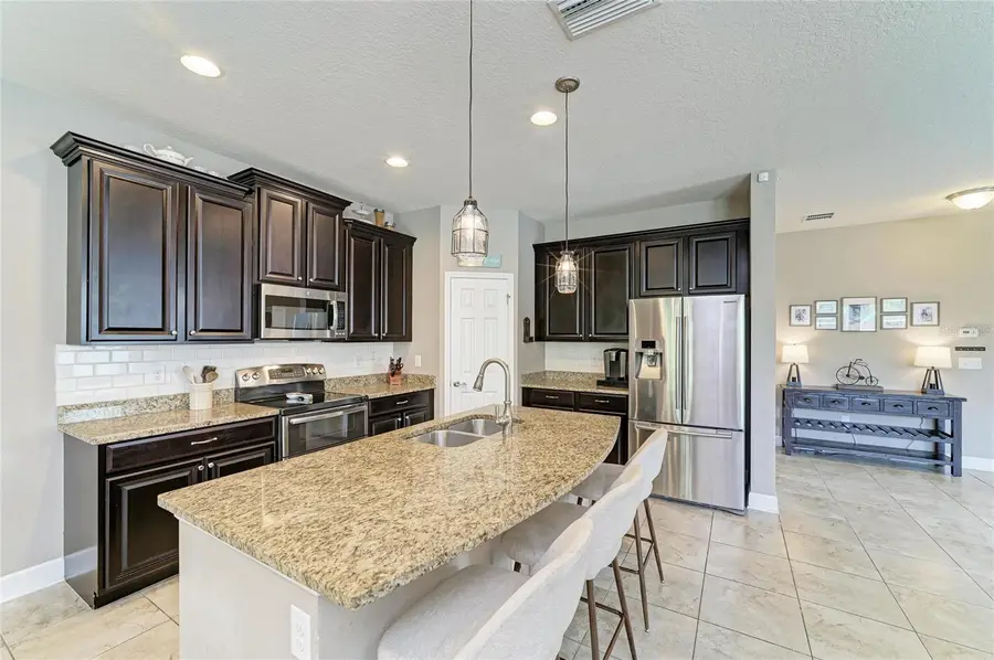 8425 Nandina Drive, Sarasota, FL 34240 - #3