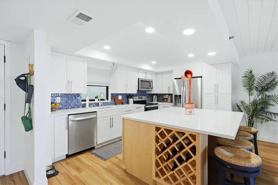 1001 Benjamin Franklin Drive #604, Sarasota, FL 34236 - #3