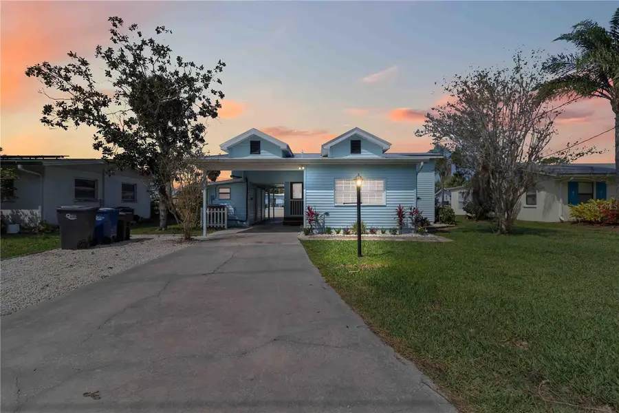 607 Manatee Avenue, Ellenton, FL 34222 - #2