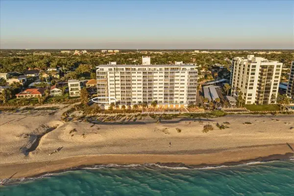 633 Alhambra Road #301, VENICE, FL 34285