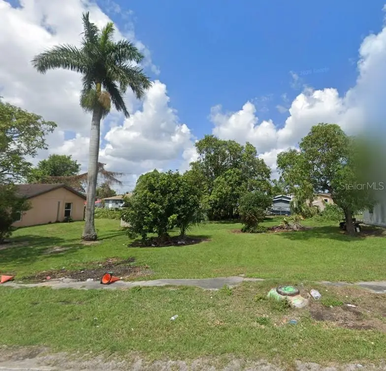 569 SW 8th Street, Belle Glade, FL 33430 - #2