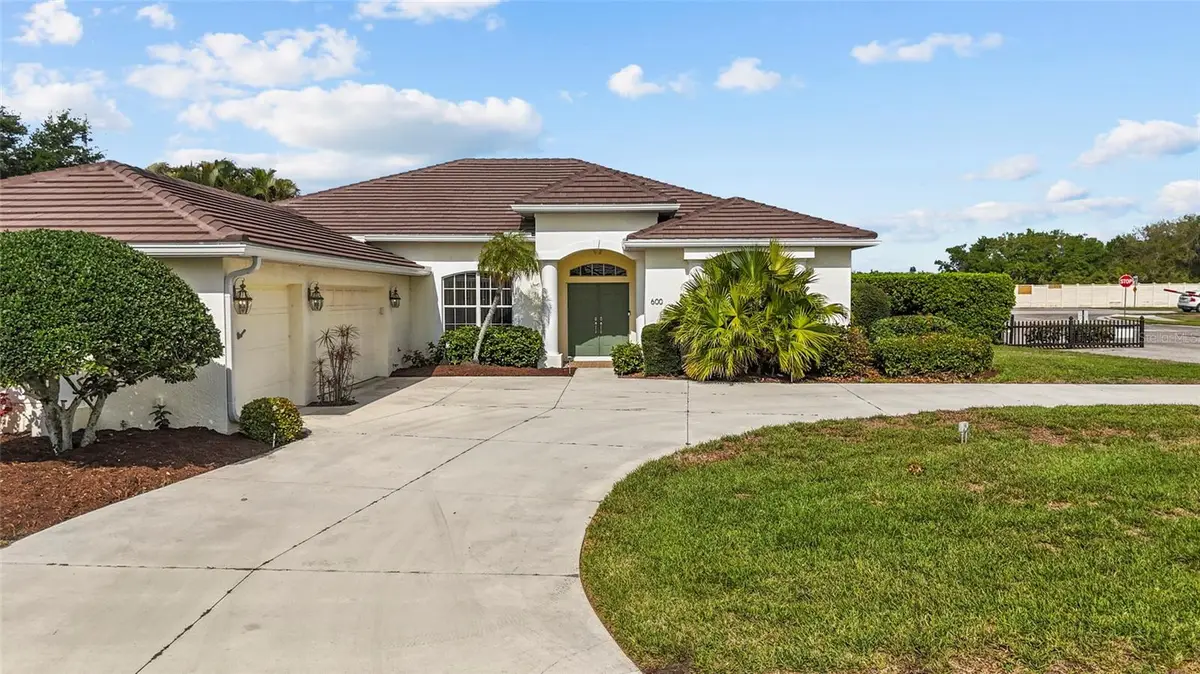 600 Cockatoo Circle, Venice, FL 34285 - #1