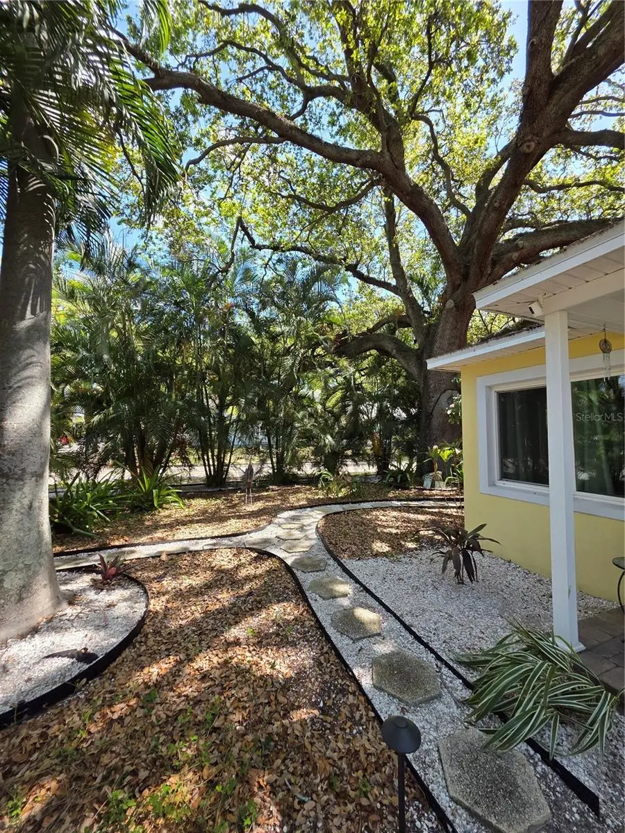 2200 8th Avenue N, Saint Petersburg, FL 33713 - #2