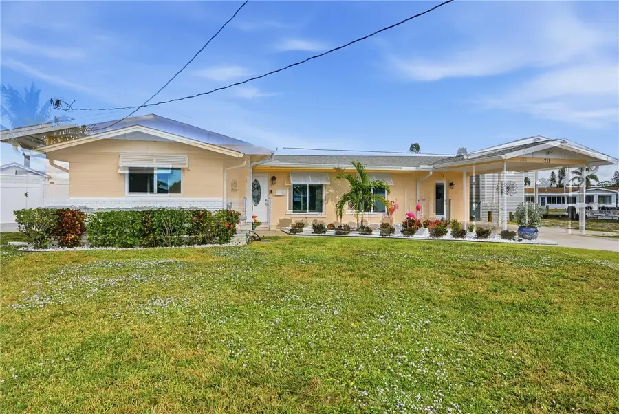 211 21st Street Ne, Bradenton, FL 34208 - #3