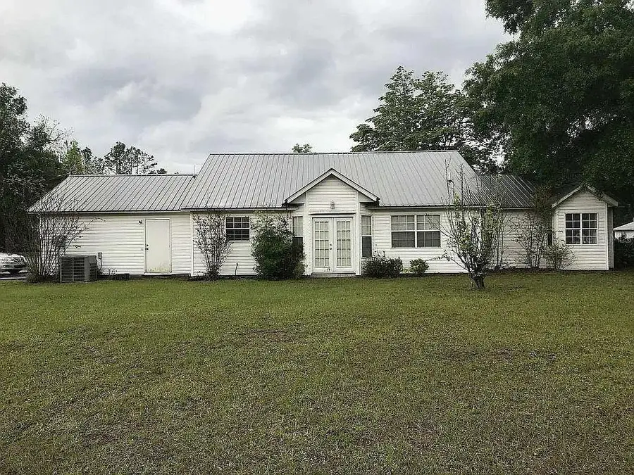 363 SW Monroe Avenue, Mayo, FL 32066 - #2