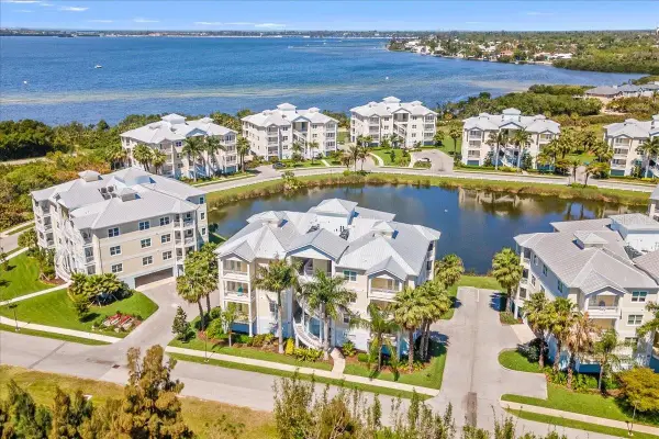 3418 79th Street Circle W #303, BRADENTON, FL 34209