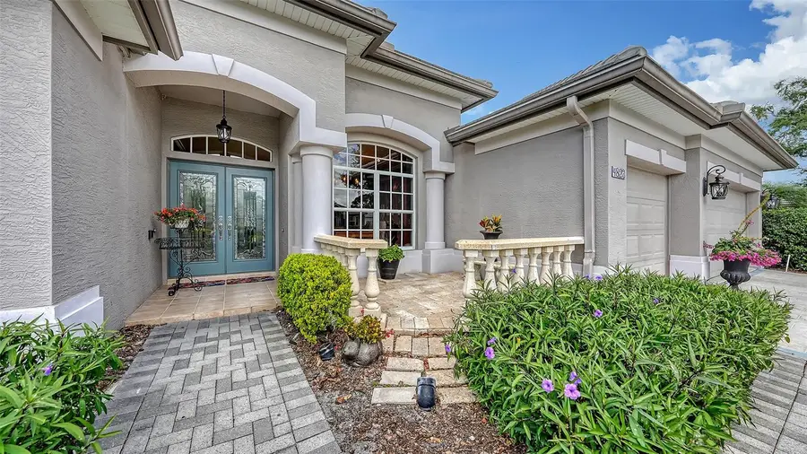4823 Carrington Circle, Sarasota, FL 34243 - #3