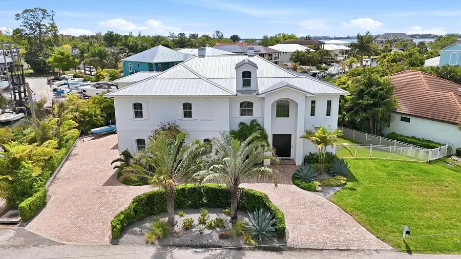 7755 Holiday Drive N, Sarasota, FL 34231 - #2