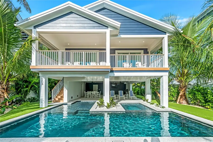 2208 Avenue A, Bradenton Beach, FL 34217 - #2