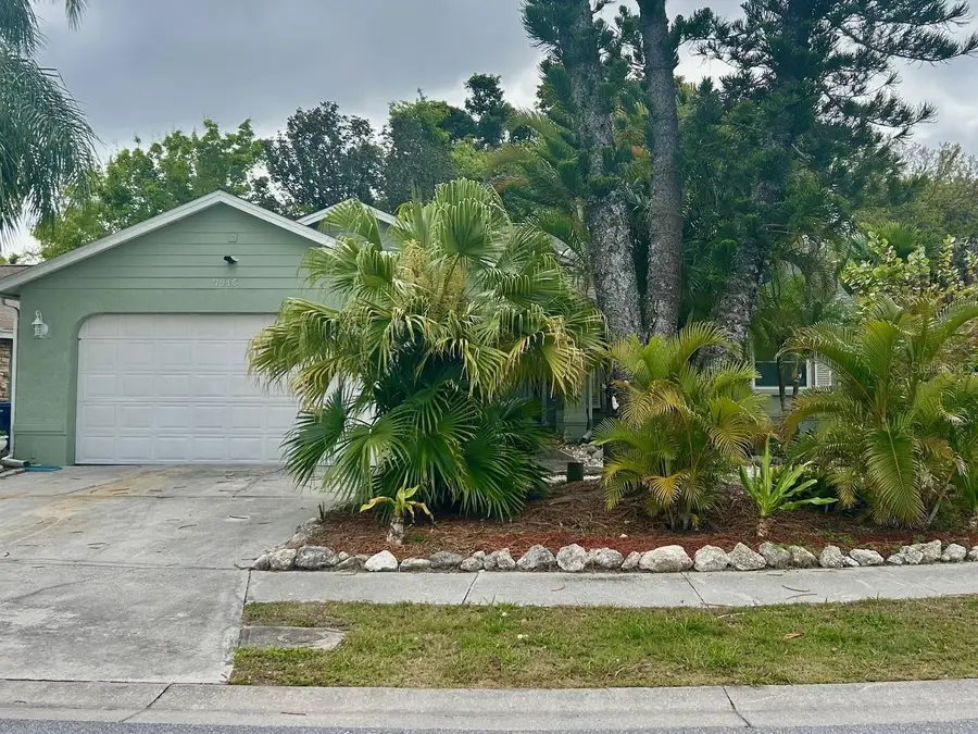 7715 33rd Lane E, Sarasota, FL 34243 - #2