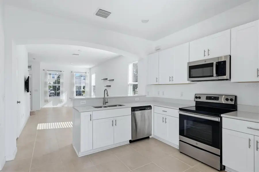 6135 Fairmont Lane, Palmetto, FL 34221 - #2