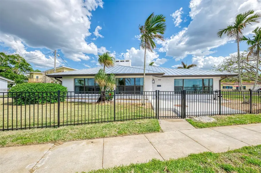 1822 Riverside Drive E, Bradenton, FL 34208 - #2