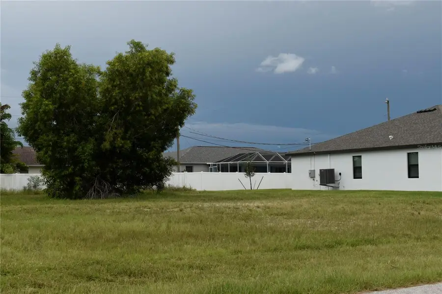 706 SW 21 Street, Cape Coral, FL 33991 - #3