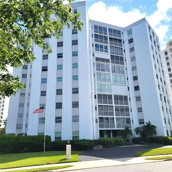 435 S Gulfstream Avenue #605, SARASOTA, FL 34236