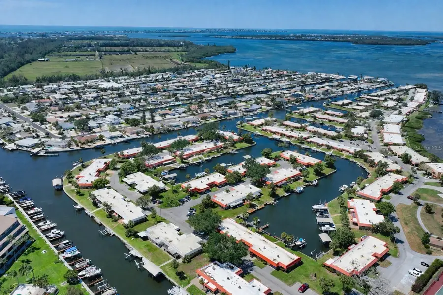 9538 Azure Cove, Bradenton, FL 34210 - #3