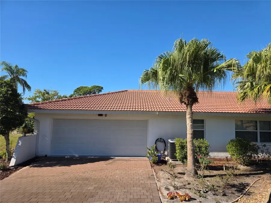 3631 Avenida Madera, Bradenton, FL 34210 - #2