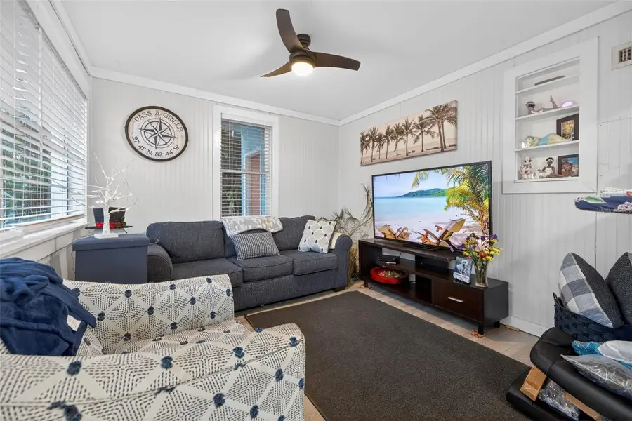 540 1/2 7th Avenue N, Saint Petersburg, FL 33701 - #3