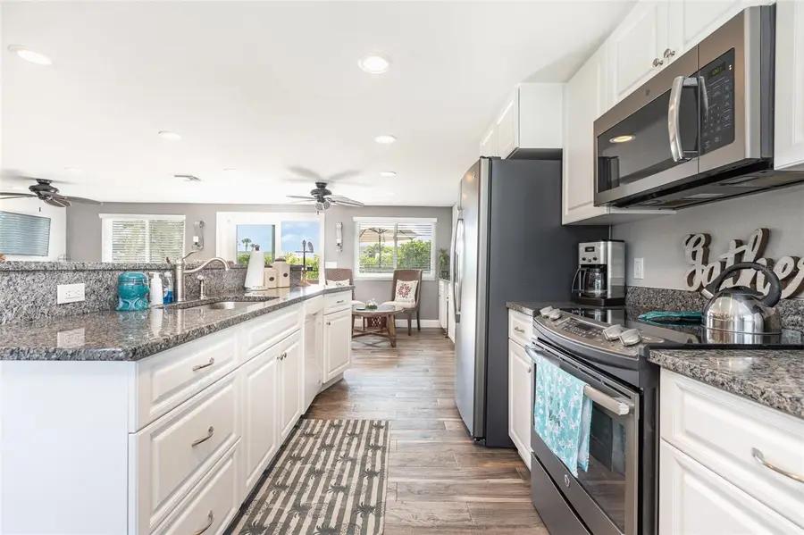 3811 101st Street W, Bradenton, FL 34210 - #2