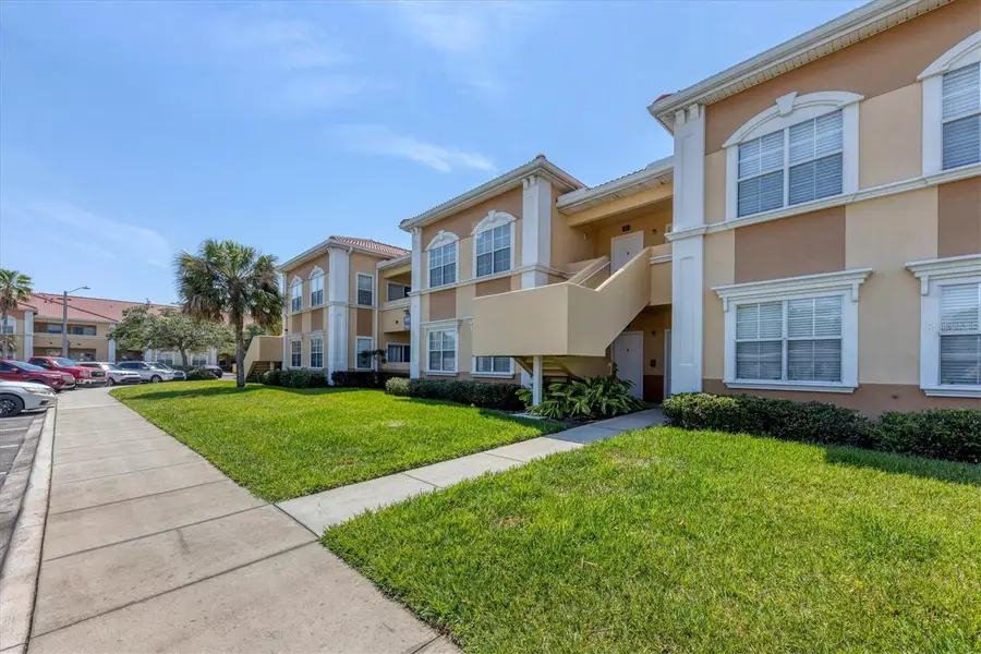 1015 Villagio Circle #202, Sarasota, FL 34237 - #2
