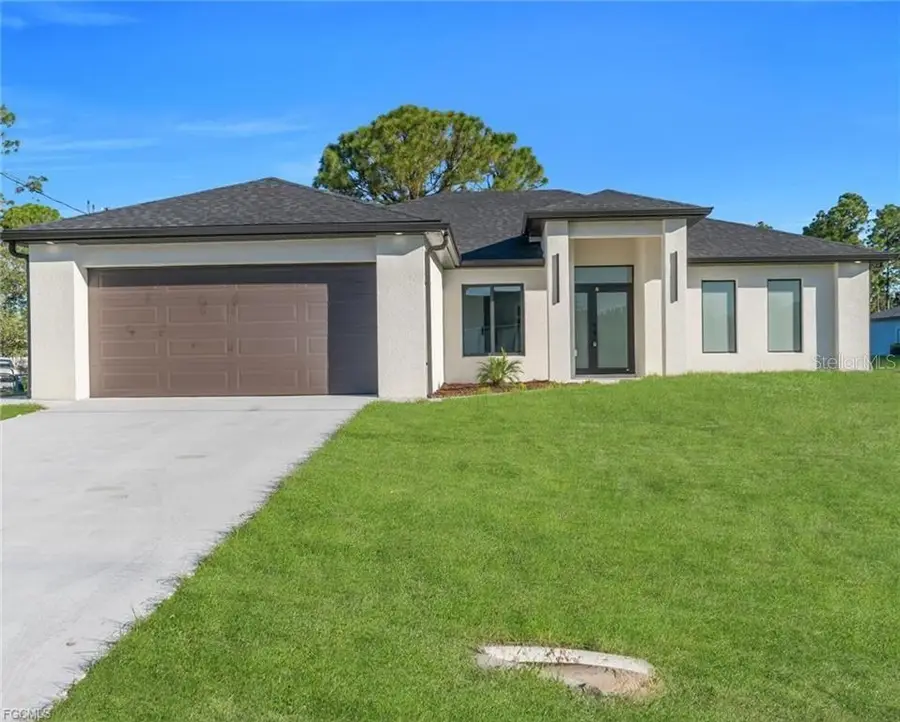 4028 26th Street Sw, Lehigh Acres, FL 33976 - #2