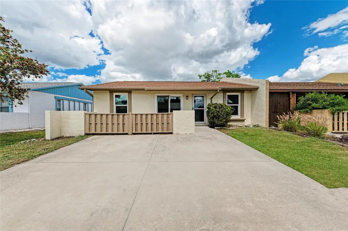 4110 39th Ave W, Bradenton, FL 34205 - #1