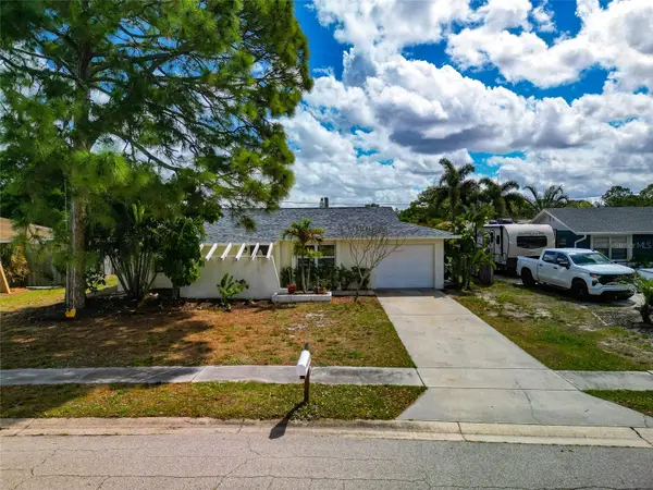 2529 Golden Poinciana Place, SARASOTA, FL 34232