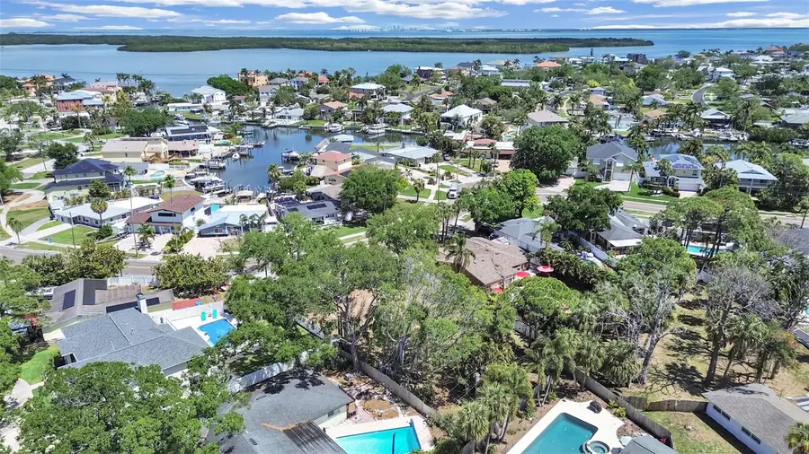 5438 Bayou Grande Boulevard Ne, Saint Petersburg, FL 33703 - #2