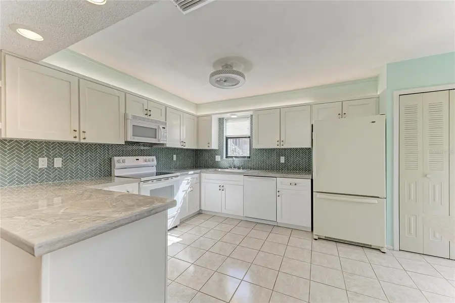 5400 34th Street W #D11, Bradenton, FL 34210 - #2