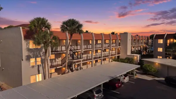 260 Santa Maria Street #105, VENICE, FL 34285